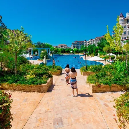 Aparthotel Poseidon Vip Club Balneo & 3*