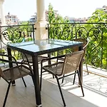 Apartmanhotel Poseidon Vip Club Balneo & 4*