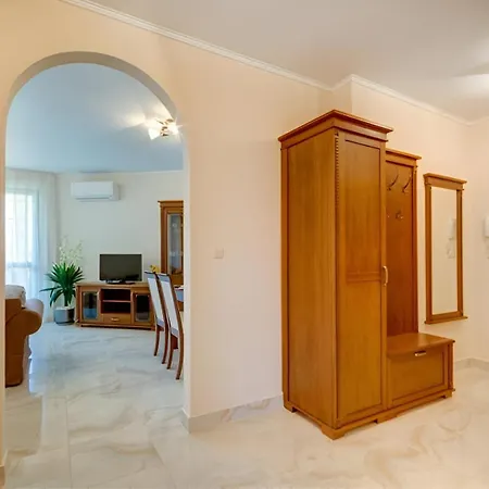 Poseidon Vip Club Balneo & 3*