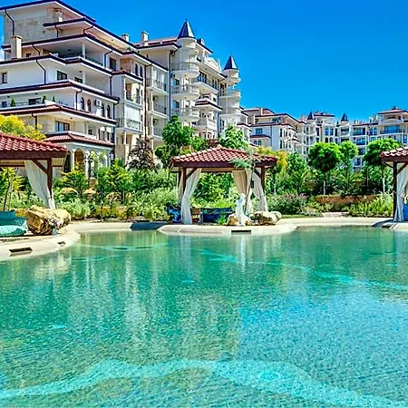 Poseidon Vip Club Balneo & Aparthotel 4*