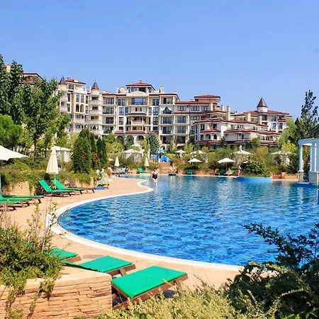 Poseidon Vip Club Balneo&spa Apartahotel 4*