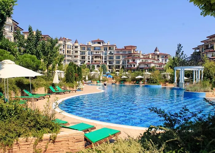 Poseidon Vip Club Balneo & Aparthotel 4*